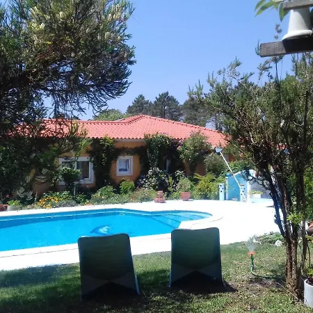 Comfortable House In Nazare, With Shared Pool