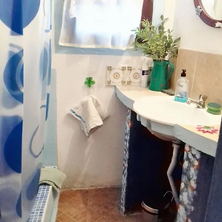 Comfortable House In Nazare, With Shared Pool Holiday home Nazare