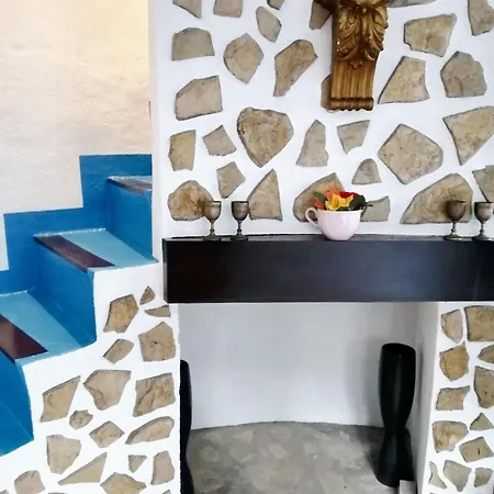 Comfortable House In Nazare, With Shared Pool